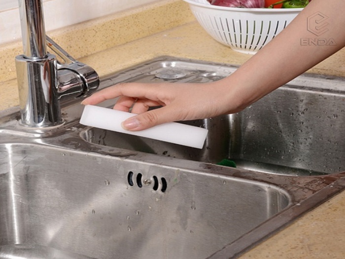 magic cleaning sponge.jpg