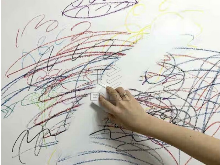 Can magic eraser be used to wipe latex paint walls?