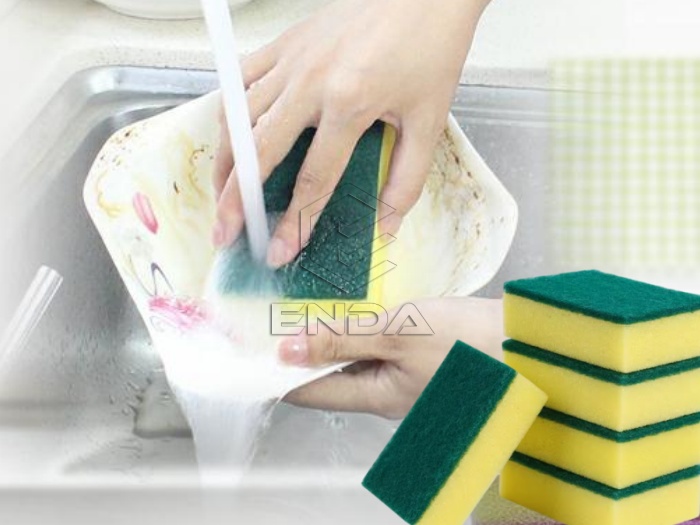 ما هي الأشكال الشائعة لإسفنجة التنظيف؟