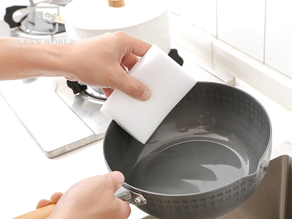 Melamine foam on pans cleaning